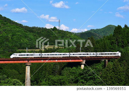 JR Limited Express trains "Kinosaki," "Hashidate," and "Maizuru" - 289 series JR Limited Express trains "Kinosaki," "Hashidate," and "Maizuru" - 289 series 139569351