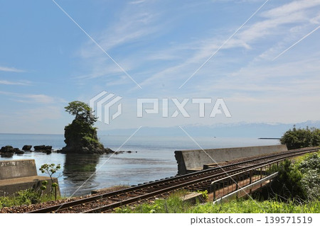 富山縣、日本海、冰見、雨晴海岸 139571519