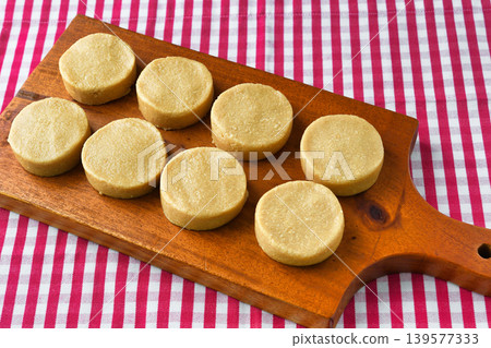 Mazapán, a traditional Mexican sweet. Mazapán, a traditional Mexican sweet. 139577333