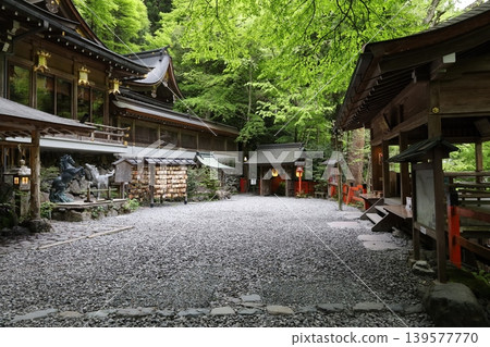 京都市左京區貴船神社的庭院景色。 139577770