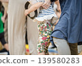 [Nursery school sports day with mom] 139580283