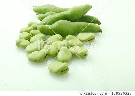 Broad beans (studio photography) 139580323