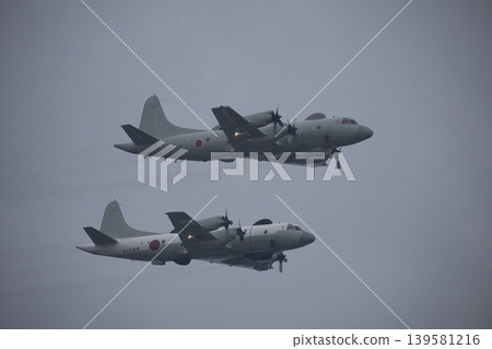 P-3 編隊飛行 P-3 編隊飛行 139581216
