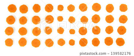 Round carrot slices isolated. Sweet orange vegetable cuts, fresh carrot circles pile 139582176