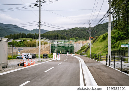 New tunnels under construction and newly completed roads in mountainous areas. New tunnels under construction and newly completed roads in mountainous areas. 139583201