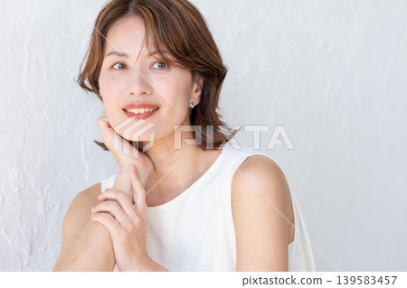 中年婦女美麗形象 中年婦女美麗形象 139583457