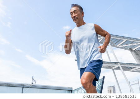 Senior man doing training Senior man doing training 139583535