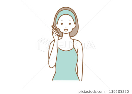 Woman talking on the phone 139585220