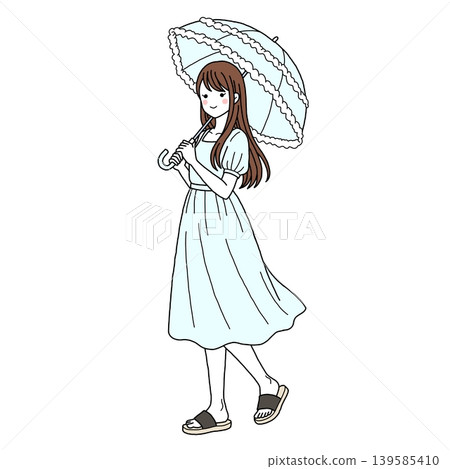 一位身穿淺藍色洋裝的女子撐著陽傘行走。 一位身穿淺藍色洋裝的女子撐著陽傘行走。 139585410