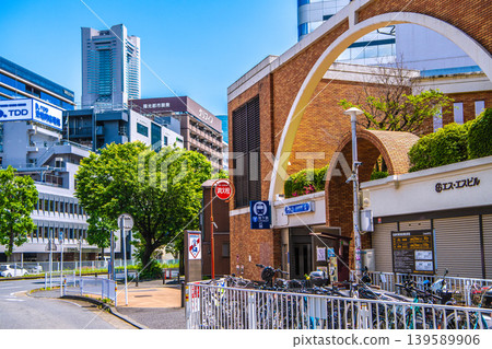 A new urban landscape of Yokohama, Japan. Yokohama Municipal Subway's Takashimacho Station and Yokohama Landmark Tower collaborate… A new urban landscape of Yokohama, Japan. Yokohama Municipal Subway's Takashimacho Station and Yokohama Landmark Tower collaborate… 139589906