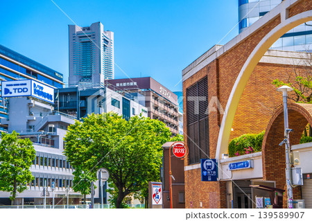 A new urban landscape of Yokohama, Japan. Yokohama Municipal Subway's Takashimacho Station and Yokohama Landmark Tower collaborate… A new urban landscape of Yokohama, Japan. Yokohama Municipal Subway's Takashimacho Station and Yokohama Landmark Tower collaborate… 139589907