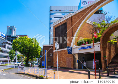 A new urban landscape of Yokohama, Japan. Yokohama Municipal Subway's Takashimacho Station and Yokohama Landmark Tower collaborate… A new urban landscape of Yokohama, Japan. Yokohama Municipal Subway's Takashimacho Station and Yokohama Landmark Tower collaborate… 139589910
