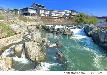 [Hyogo Prefecture] Sunny weather at Toryunada (Kakogawa) 139591259