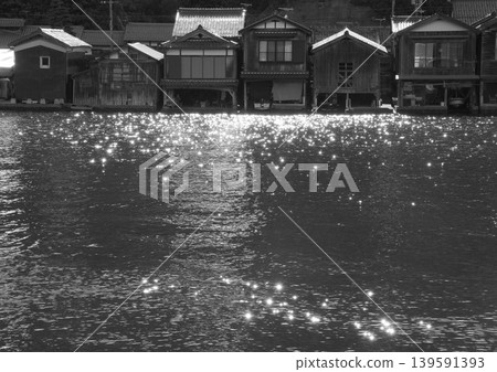 A quiet seaside village 139591393