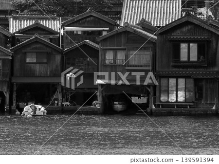 A nostalgic old building from the Showa era. 139591394