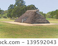 Reconstructed pit dwelling - Hiratsuka Kawazoe Site - 139592043