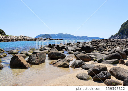 Seascape from the coast of Kashiwajima, Kochi Seascape from the coast of Kashiwajima, Kochi 139592822