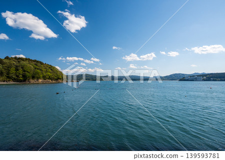 The sea of Minamisanriku sparkles under a clear sky - a healing natural landscape. 139593781