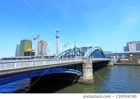 東京都墨田區東京晴空塔和駒形橋的風景 東京都墨田區東京晴空塔和駒形橋的風景 139594190