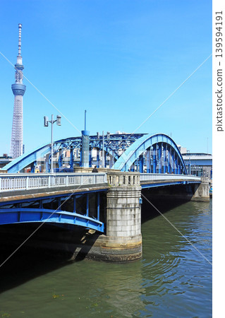 東京都墨田區東京晴空塔和駒形橋的風景 東京都墨田區東京晴空塔和駒形橋的風景 139594191