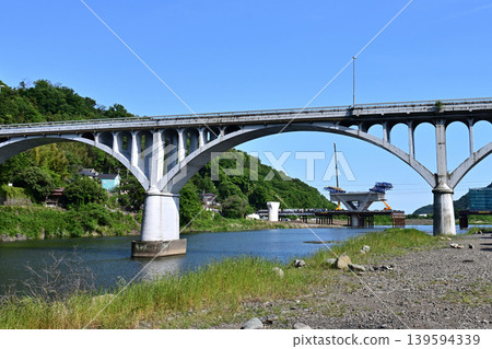 The Sagami River landmark, Ogura Bridge, and the construction site of the Chuo Shinkansen maglev line. The Sagami River landmark, Ogura Bridge, and the construction site of the Chuo Shinkansen maglev line. 139594339