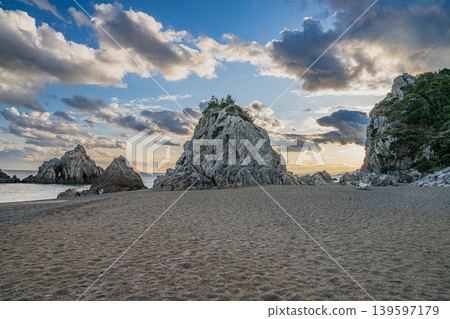 Scenery around Hinode Stone Gate in Tahara City (Aichi Prefecture) 139597179