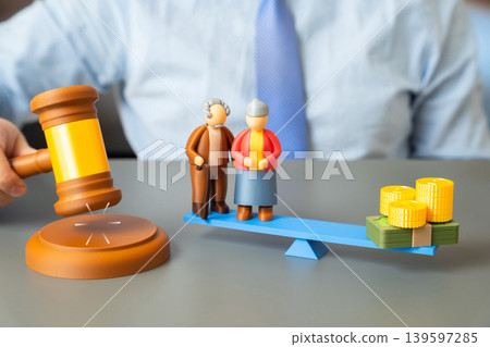 Fair compensation for an elderly couple in court. Pension and insurance payments. Living wage. Social policy and senior rights legislation. 139597285