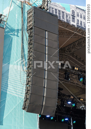 Massive suspended line array speaker stack Massive suspended line array speaker stack 139599893