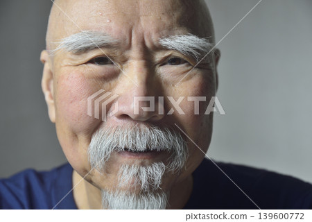 Smiling bearded old man Smiling bearded old man 139600772