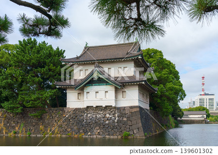 Tokyo, Japan - Oct 01 2024, A panoramic view from the water of Fujimi-yagura, a watchtower on the Tokyo Imperial Palace wall, at daytime, Tokyo, Japan 139601302