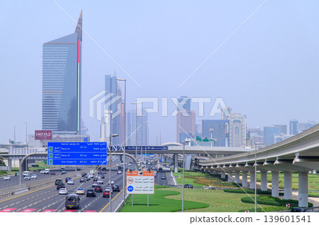阿聯酋杜拜非常美麗的城市景觀 阿聯酋杜拜非常美麗的城市景觀 139601541