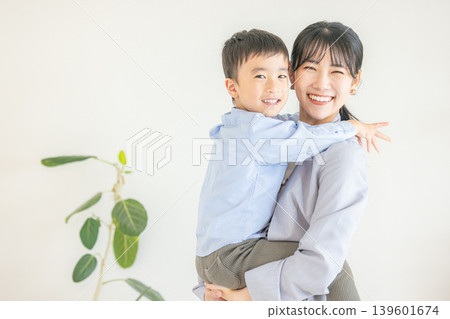 職業母親和孩子 139601674