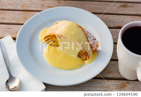 Strudel with cup of mulled wine Strudel with cup of mulled wine 139604590