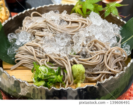 手工日式蕎麥麵配冰 手工日式蕎麥麵配冰 139606491