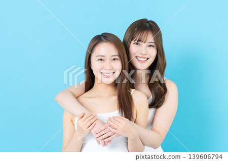 年輕女性的皮膚護理 年輕女性的皮膚護理 139606794