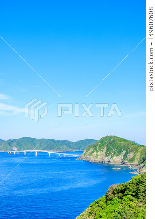 Koshiki Bridge as seen from Hagi Maruyama Park on a summer night, Satsumasendai City, Kagoshima Prefecture Koshiki Bridge as seen from Hagi Maruyama Park on a summer night, Satsumasendai City, Kagoshima Prefecture 139607608