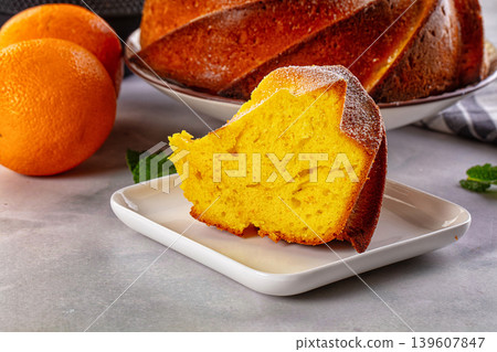 Italian traditional orange cake Chiambella 139607847