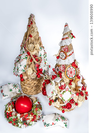 Christmas tree table cones mini decoration for new year Christmas tree table cones mini decoration for new year 139608990