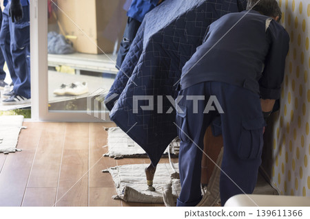 Piano delivery image Piano delivery image 139611366