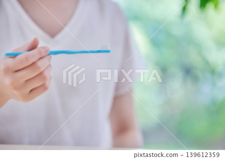 20多歲女性的牙齒保健 20多歲女性的牙齒保健 139612359