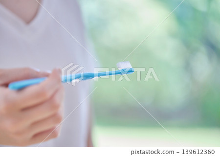 Dental care for women in their 20s Dental care for women in their 20s 139612360