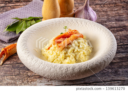 Risotto with natural crab leg Risotto with natural crab leg 139613270