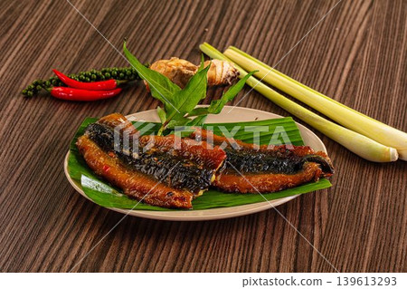 Gourmet Grilled fresh eel fish 139613293