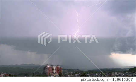 lightning lightning 139615367