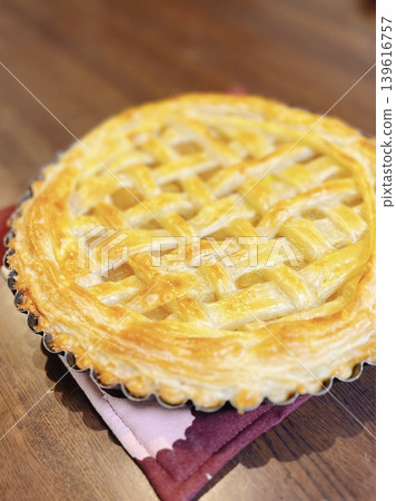 Hand made apple pie Hand made apple pie 139616757