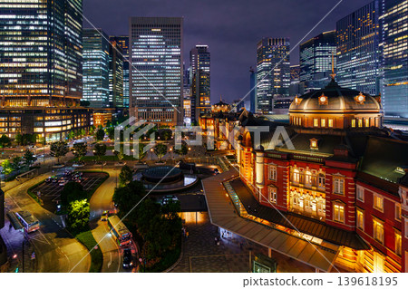 Night view of Tokyo Station seen from KITTE Garden 139618195