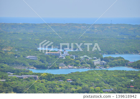 Mie Prefecture: Yokoyama Observatory in the fresh greenery and the coastline of Ago Bay Mie Prefecture: Yokoyama Observatory in the fresh greenery and the coastline of Ago Bay 139618942