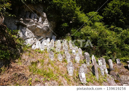Yamadera, Hojusan Asogawain Risshakuji Temple, Risshakuji Temple, rock face, stone Buddha Yamadera, Hojusan Asogawain Risshakuji Temple, Risshakuji Temple, rock face, stone Buddha 139619256