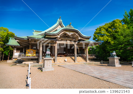 豐國神社正殿位於大阪府大阪市大阪城公園內,是祈求事業進步與好運的聖地。 豐國神社正殿位於大阪府大阪市大阪城公園內,是祈求事業進步與好運的聖地。 139621543
