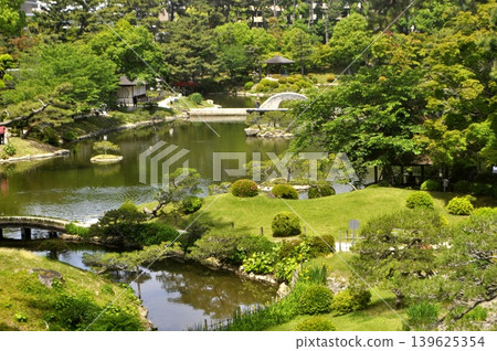 Japan, Hiroshima, Shukkei-en Garden Japan, Hiroshima, Shukkei-en Garden 139625354
